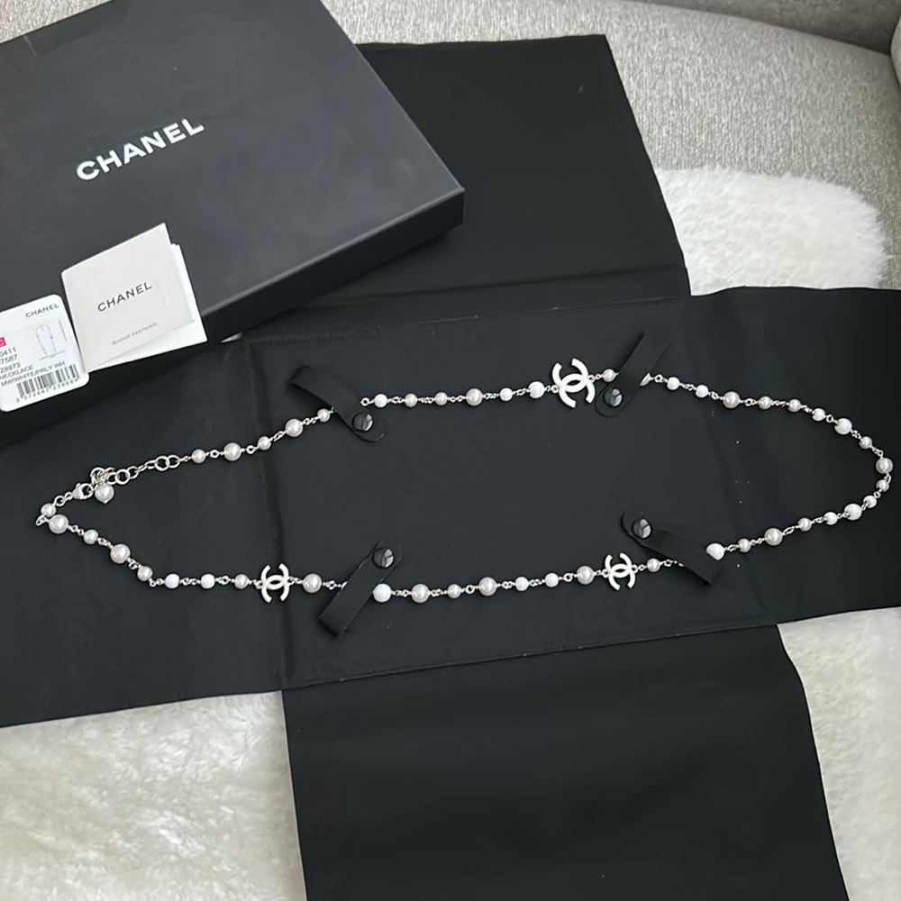 Authentic beautiful Chanel long Necklace